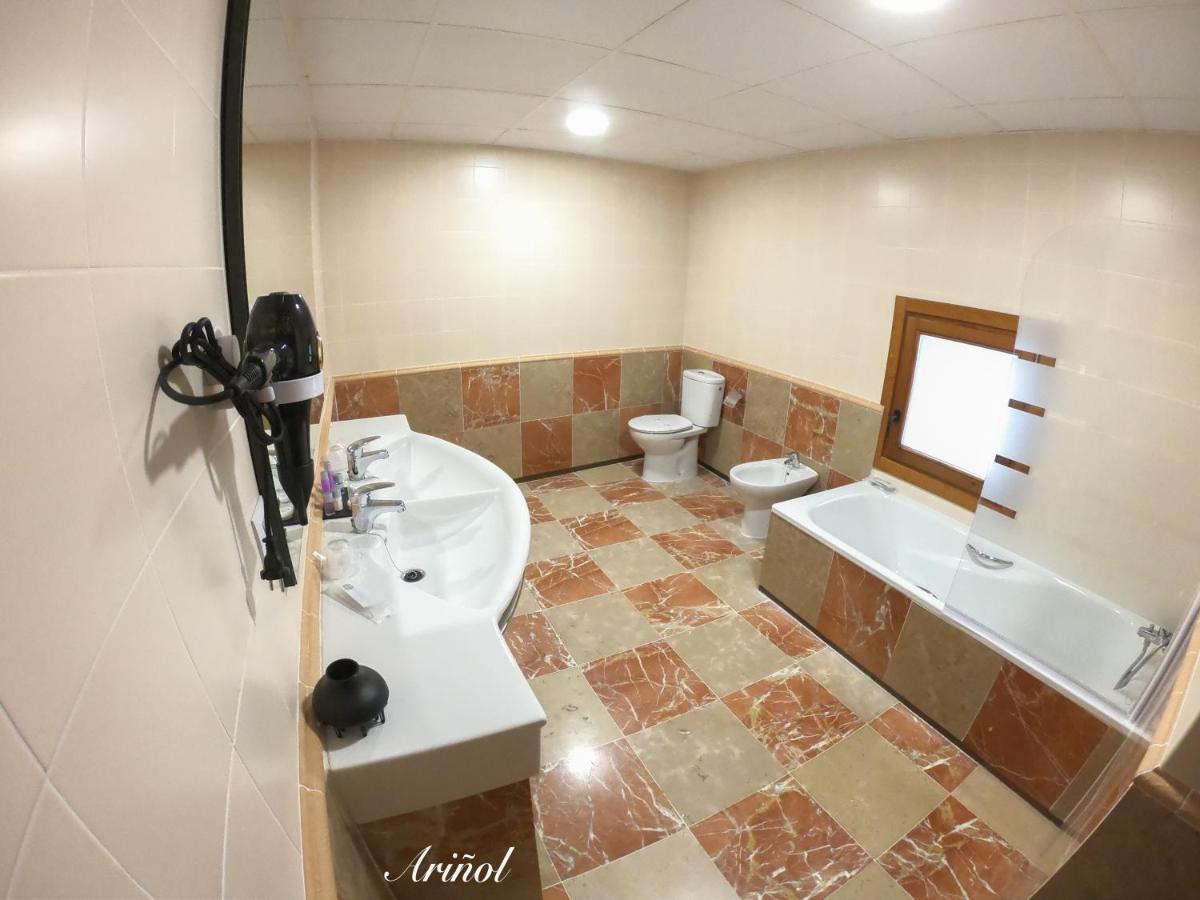 Hotel Baron Andilla Valdealgorfa Ngoại thất bức ảnh