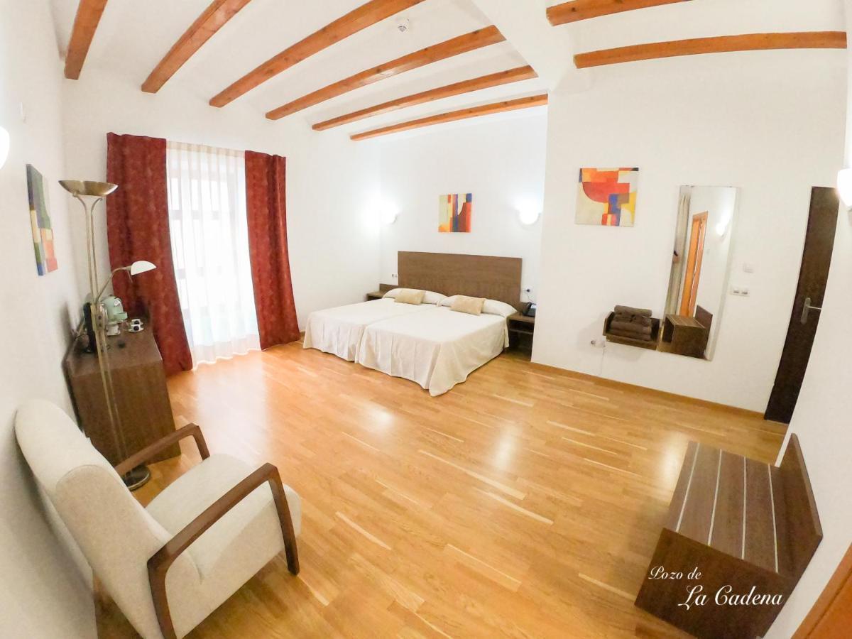 Hotel Baron Andilla Valdealgorfa Ngoại thất bức ảnh