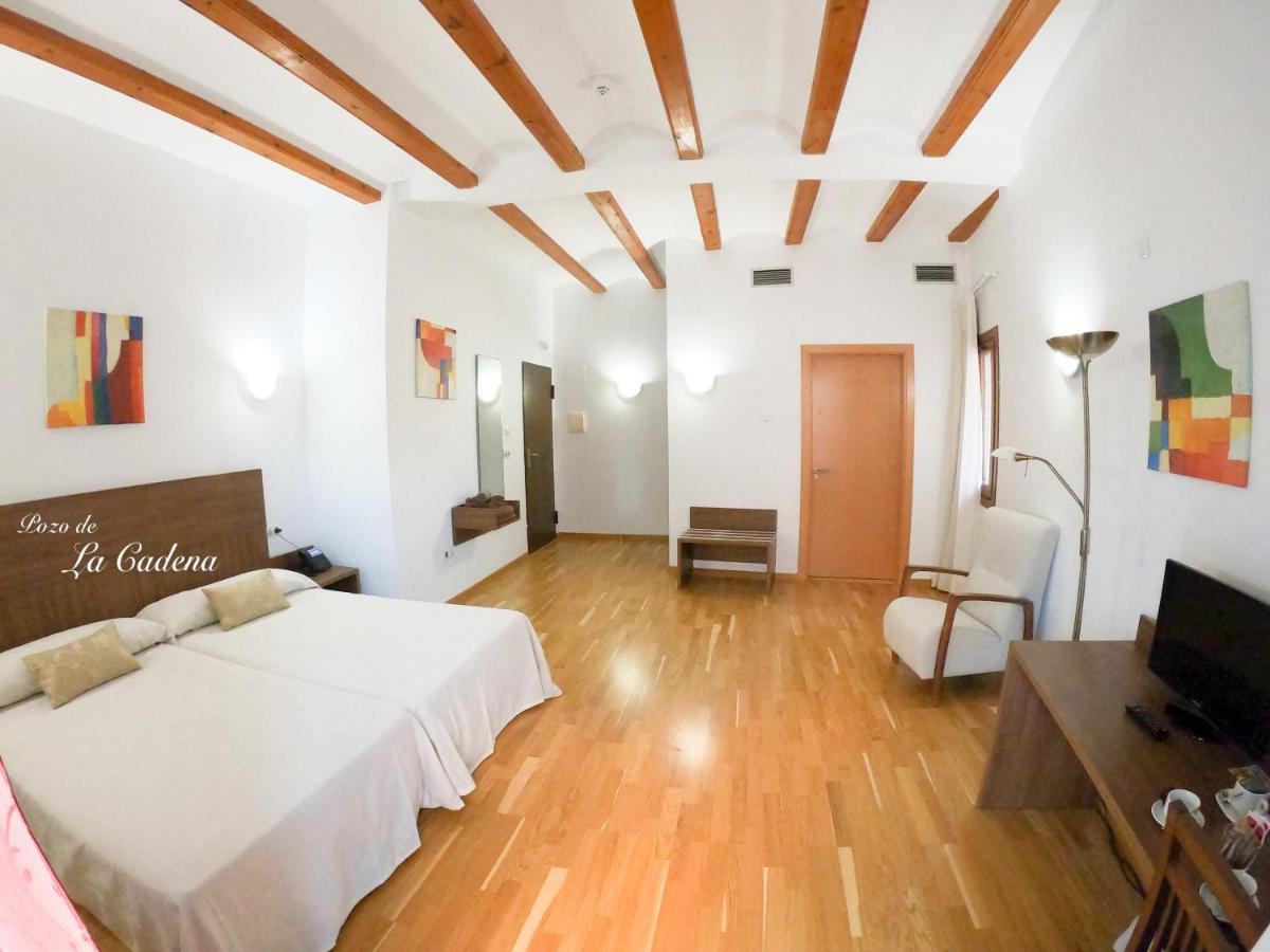 Hotel Baron Andilla Valdealgorfa Ngoại thất bức ảnh