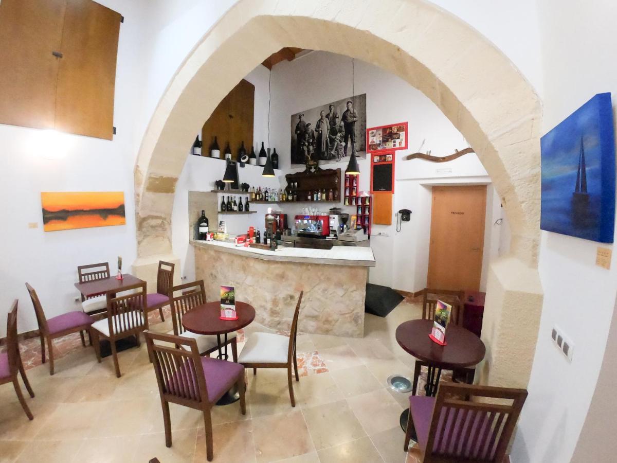 Hotel Baron Andilla Valdealgorfa Ngoại thất bức ảnh