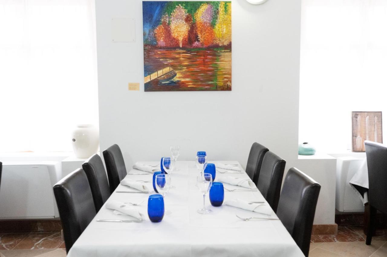 Hotel Baron Andilla Valdealgorfa Ngoại thất bức ảnh