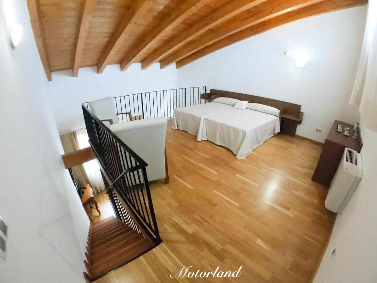 Hotel Baron Andilla Valdealgorfa Ngoại thất bức ảnh