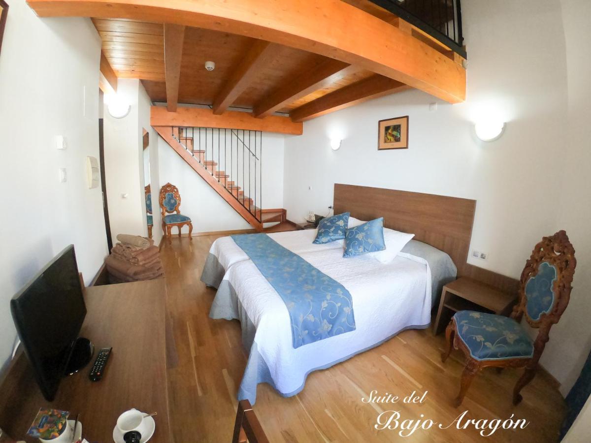 Hotel Baron Andilla Valdealgorfa Ngoại thất bức ảnh
