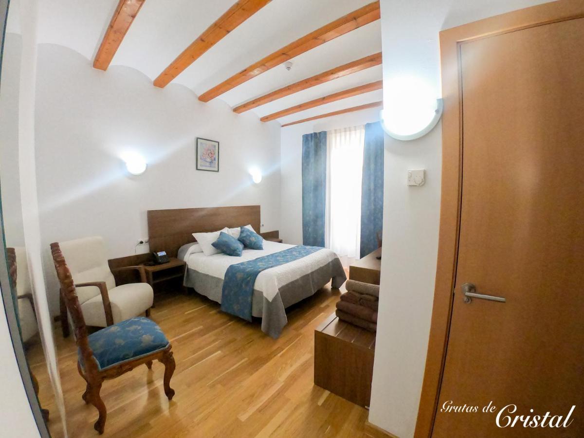 Hotel Baron Andilla Valdealgorfa Ngoại thất bức ảnh