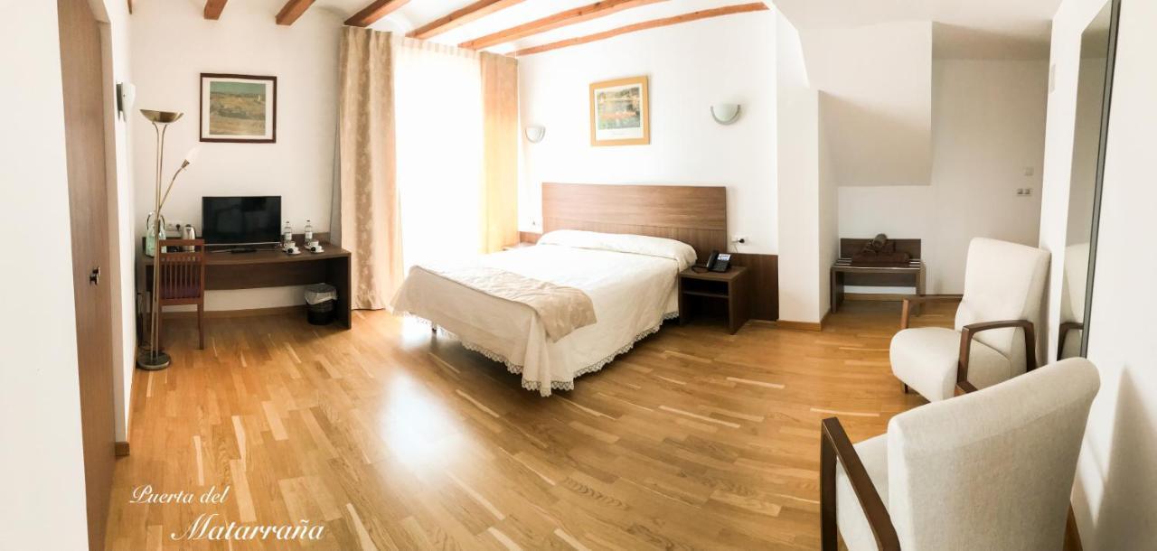 Hotel Baron Andilla Valdealgorfa Ngoại thất bức ảnh