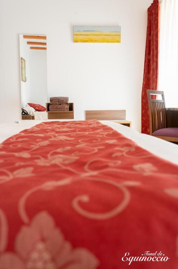 Hotel Baron Andilla Valdealgorfa Ngoại thất bức ảnh
